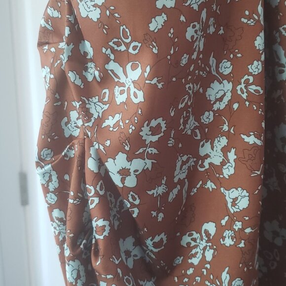 NEW” HEARTLOOM Miyako Dress in Ganache - Picture 3 of 5